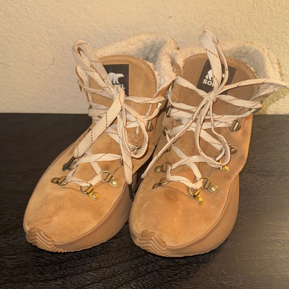 Sorel Out N’‎ About III Conquest Boots Women’s Size 10